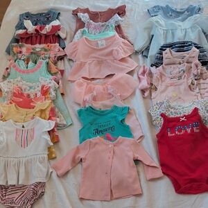 Baby Girls 3 Mo. Summer Clothing Lot (24 PCs) Mostly Carter's